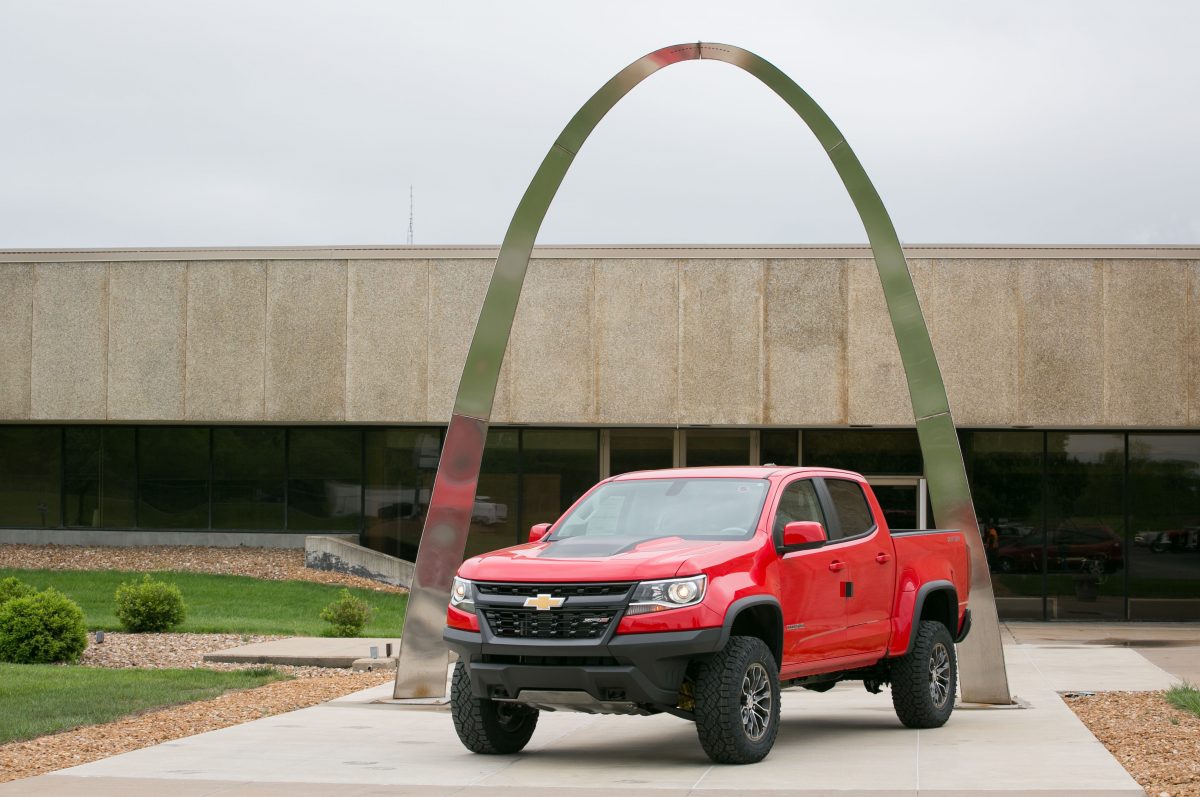 Chevy ZR2 Colorado is here